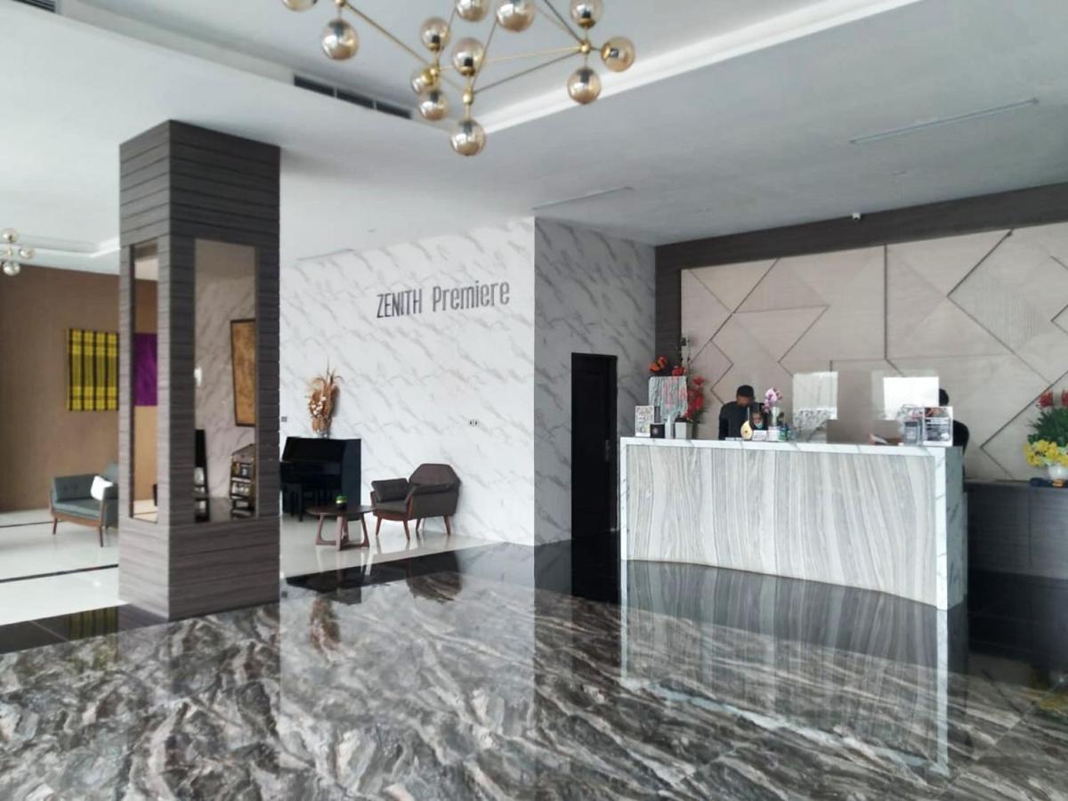 Zenith Premiere Hotel Baubau Exteriér fotografie