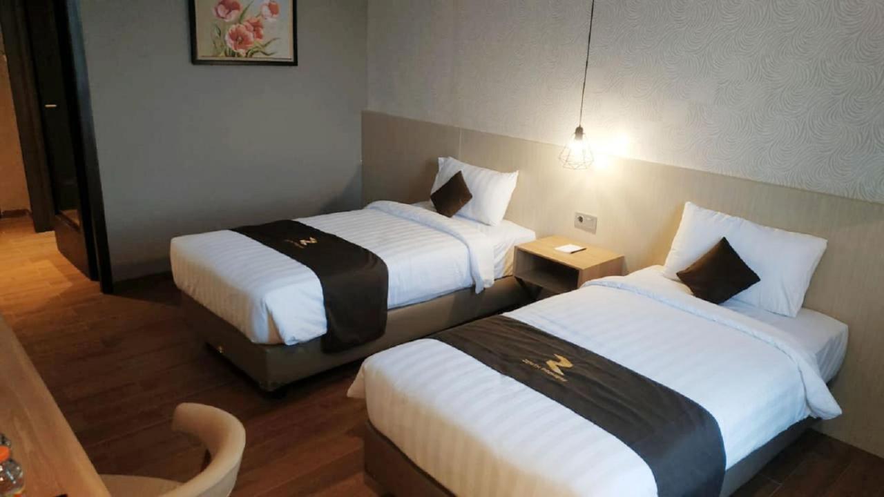 Zenith Premiere Hotel Baubau Exteriér fotografie